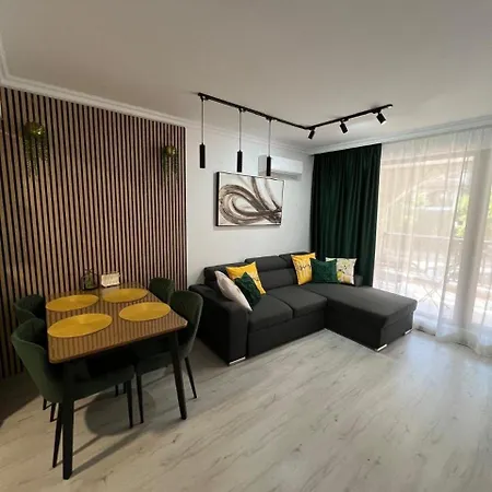 Etara 4, - Modern Seaside Elegance Appartement