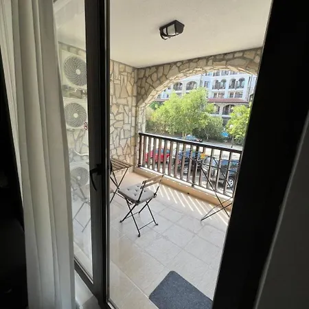 Etara 4, - Modern Seaside Elegance Apartman