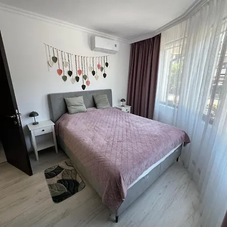 Etara 4, - Modern Seaside Elegance Szveti Vlasz